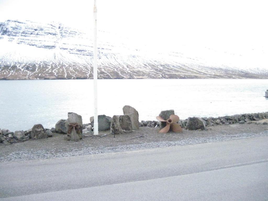 Hotel Capitano Neskaupstaður Eksteriør billede